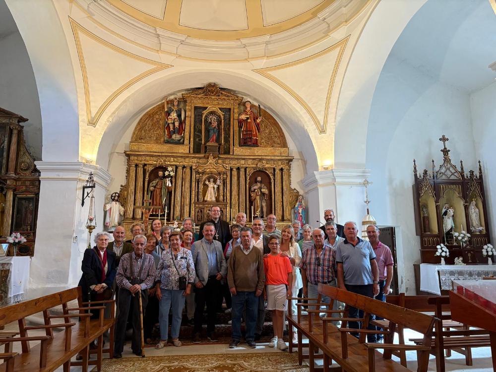 Imagen VISITA OBISPO AL MUNICIPIO DE ADRADOS